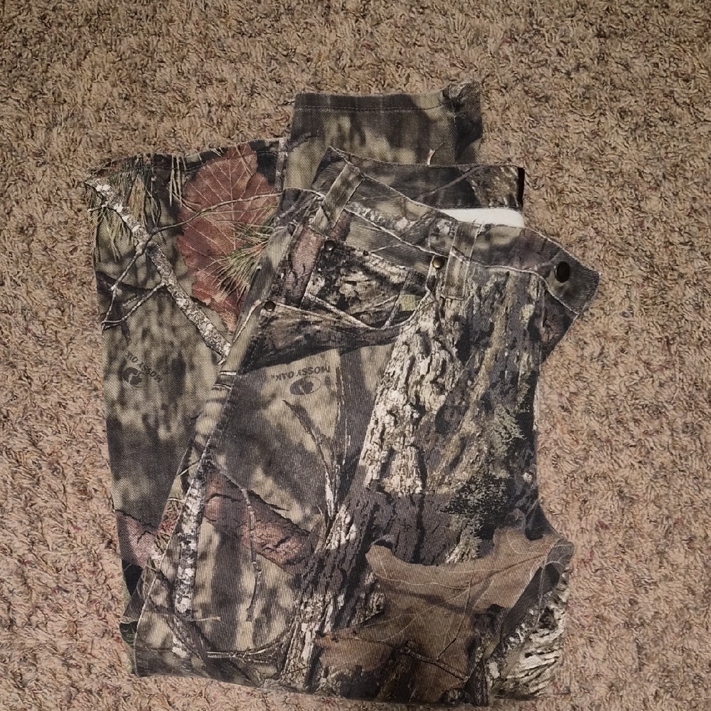 Mossy Oak Camouflage Jeans